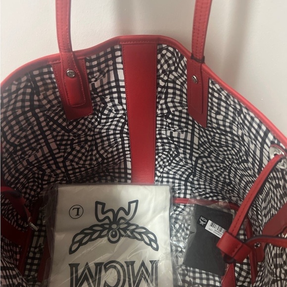 MCM Red Women's Tote Bag - Picture 4 of 6
